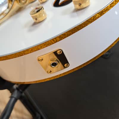 Gretsch Professional Collection Falcon Hollow Body 2024 - Present - White image 13