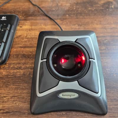 Kensington  Expert Trackball USB Mouse #K64325 Scroll Wheel   Black/Silver image 2