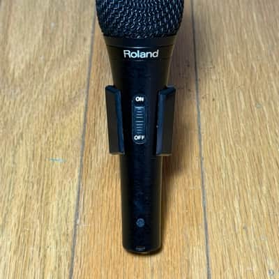 Roland DR-20 Hypercardiod Dynamic Professional Microphone w/ Clip, Excellent Condition image 1