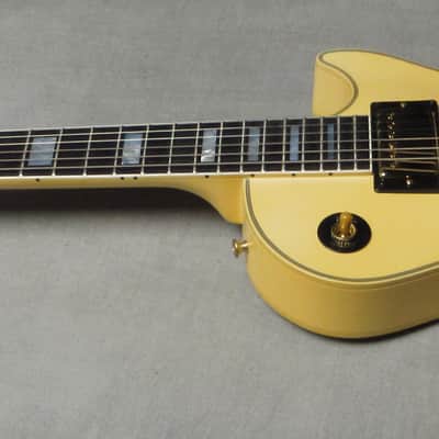 Gibson Ltd Ed Les Paul Custom 2025 - Antique Alpine White VOS image 4