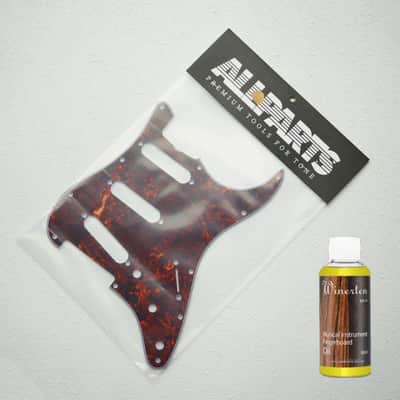ALLPARTS Fender ST-62 Vintage 60s Original Guitar Pickguard (With 1 bottle of special maintenance oil) image 1