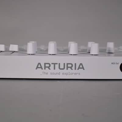 Arturia MiniLab 3 25-Note Compact MIDI Keyboard and Pad Controller image 4