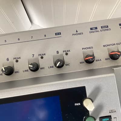 Yamaha AW4416 Professional Audio Workstation 16-Track Digital Recorder 2000s - Silver image 5