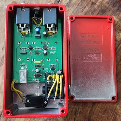 Get Wired! Doomsday Fuzz 2022 - Metal Red image 14