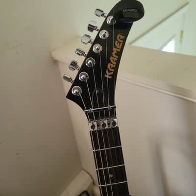 Kramer Pacer deluxe 1984 - 3 tone sunburst image 7