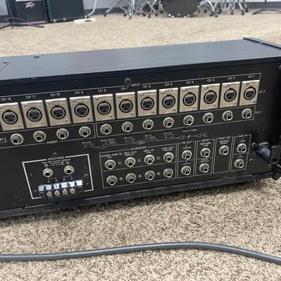Yamaha EMX300 12 Channel/3 Buss 250W Stereo Powered Mixer 1980's image 8