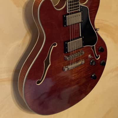 Eastman T59/v Thinline Archtop Antique Varnish image 2