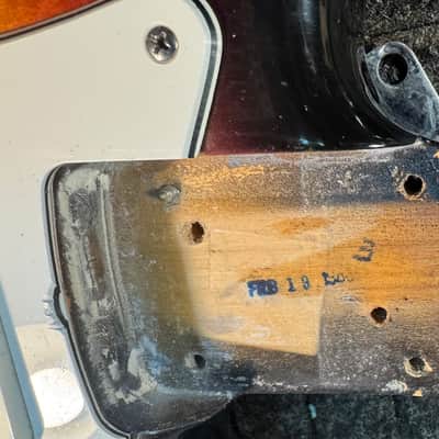 Fender American Vintage '62 Stratocaster 1986 - 3-Color Sunburst image 19