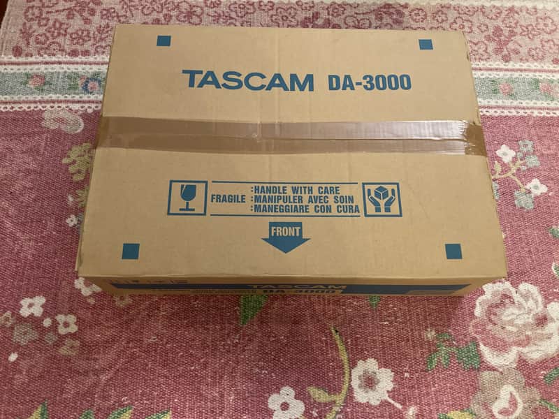 TASCAM DA-3000 Master Recorder 2013 - Present - Black image 1