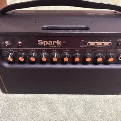 Positive Grid Spark 40 40-Watt 2x4" Modeling Guitar Combo 2020 - Present - Black image 2