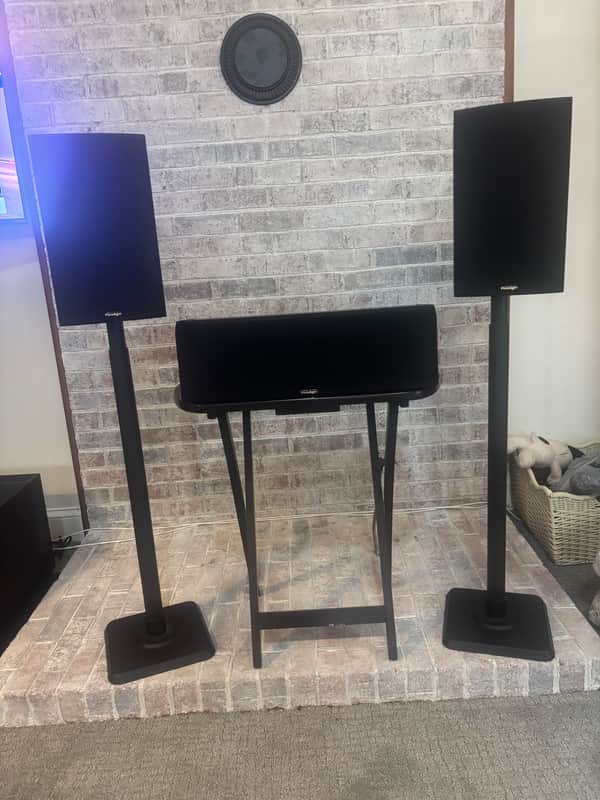 Paradigm Home Theatre/Audio Speakers & Stands- Black image 1