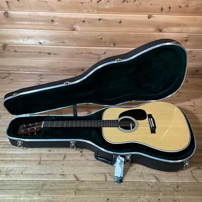 Martin HD-28E Acoustic Guitar - Natural image 7