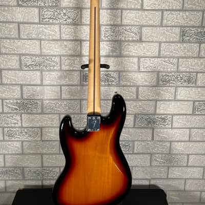 Fender Player Jazz Bass with Maple Fretboard 3-Color Sunburst image 3