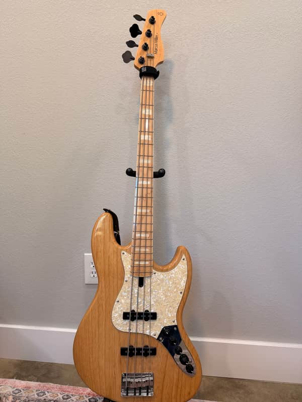 Sire Marcus Miller V7 Swamp Ash 4-String 2018 - Natural Satin image 1