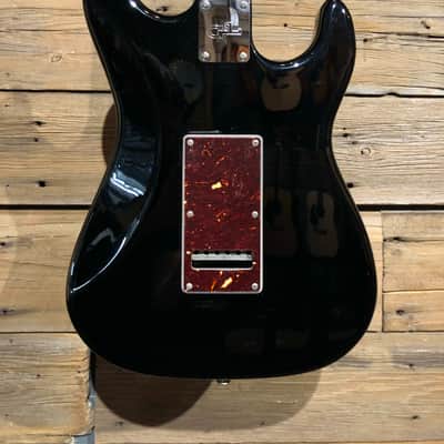 G&L Fullerton Deluxe Legacy HSS Left-Handed with Rosewood Fretboard - Black image 4