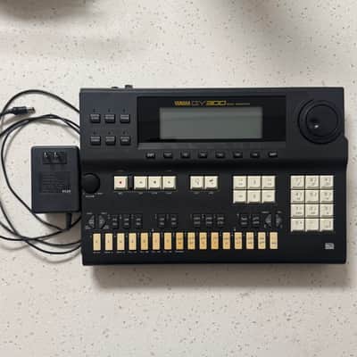 Yamaha QY300 1994 image 4