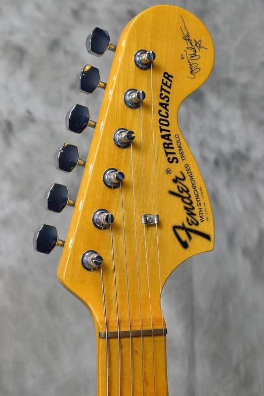 Fender Japan ST68-185YM Yngwie Malmsteen Signature Yellow White 08