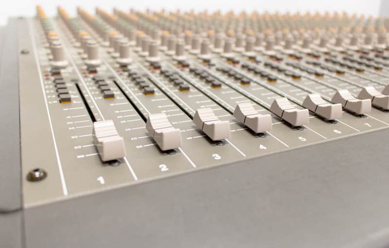 Tascam M-2524 24 Channel / 8 Bus Analog Multitrack Mixer Mixing