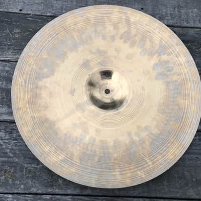 Zildjian 16" A Series Medium Thin Crash Cymbal image 4