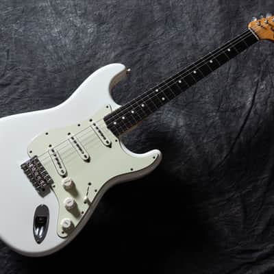 Fender Japan Traditional '60s Stratocaster 2023 - Olympic White- VERY GOOD condition image 4