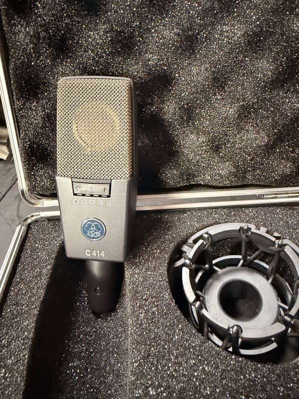 AKG C414 XLS Large Diaphragm Multipattern Condenser Microphone 2010s - Black image 1