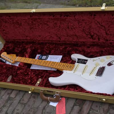 Fender American Ultra Luxe Vintage '50s Stratocaster, Maple Fingerboard - White Blonde image 13