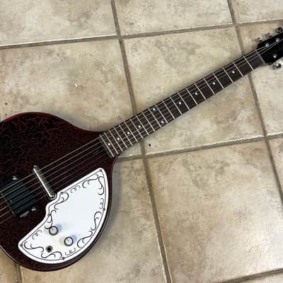 Danelectro Baby Sitar Red Crackle image 2