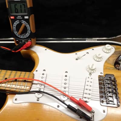 Fender Stratocaster with Maple Fretboard 1978 - 1981 -Seymour Duncan JB Jr and SSL-2 pickups--Lots of MOJO here- Natural image 6