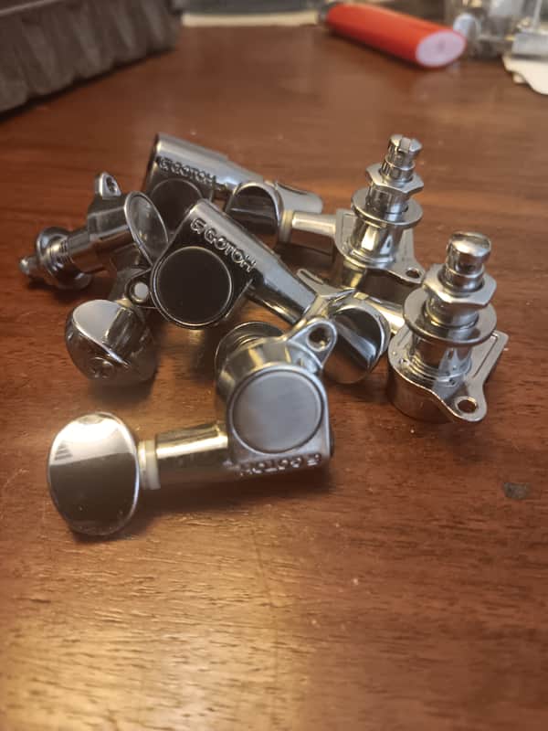 Gotoh Locking inline staggered tuners chrome image 1