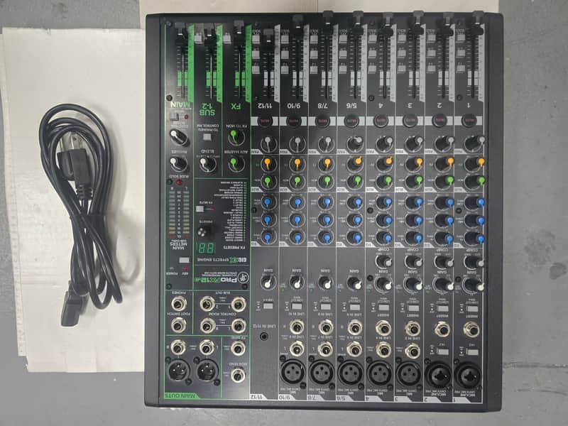 Mackie ProFX12v3 12-Channel Effects Mixer 2020 - Present - Dark Gray image 1