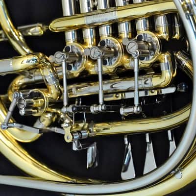 Conn French Horn CHR401 Advanced Level Double Horn in F/Bb Used Y01277 image 7