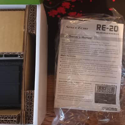 Boss RE-20 Space Echo 2007 - Present - Green image 6