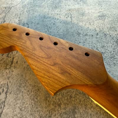 BMC Guitar Neck Jazzmaster® Strat® Stratocaster® 21 Fret Roasted Maple MOP Block Inlays Bound With Rosewood Fingerboard Nitro Lacquer 2026 - 9.5 Radius.  [JM101] image 4