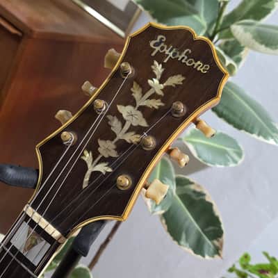 1951 Epiphone Zephyr Emperor Vari-Tone Regent Venetian Cutaway Flame Blonde New York Varitone American Vintage 50s 1950's USA Hollow Body Archtop Pre-Gibson Electric Guitar image 4