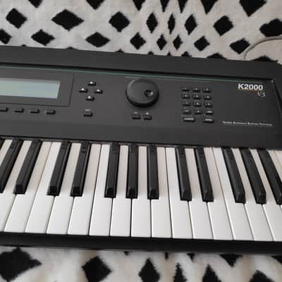 Kurzweil K2000 61-Key Digital Workstation Synthesizer 1990s - Black image 4