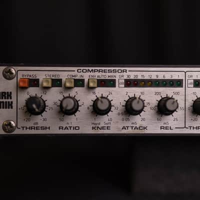 Klark Teknik DN500 Dual Compressor/Limiter/Expander 1990s - Silver image 8