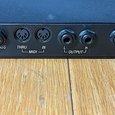 Alesis Quadraverb 20K Bandwidth, 1U Rack Mount Multi-Effect Processor w/ Power Adapter, Very Good Condition image 10