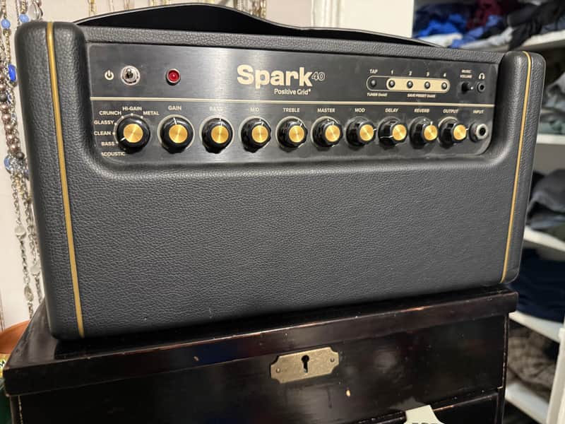 Positive Grid Spark 40 40-Watt 2x4" Modeling Guitar Combo 2020 - Present - Black image 1