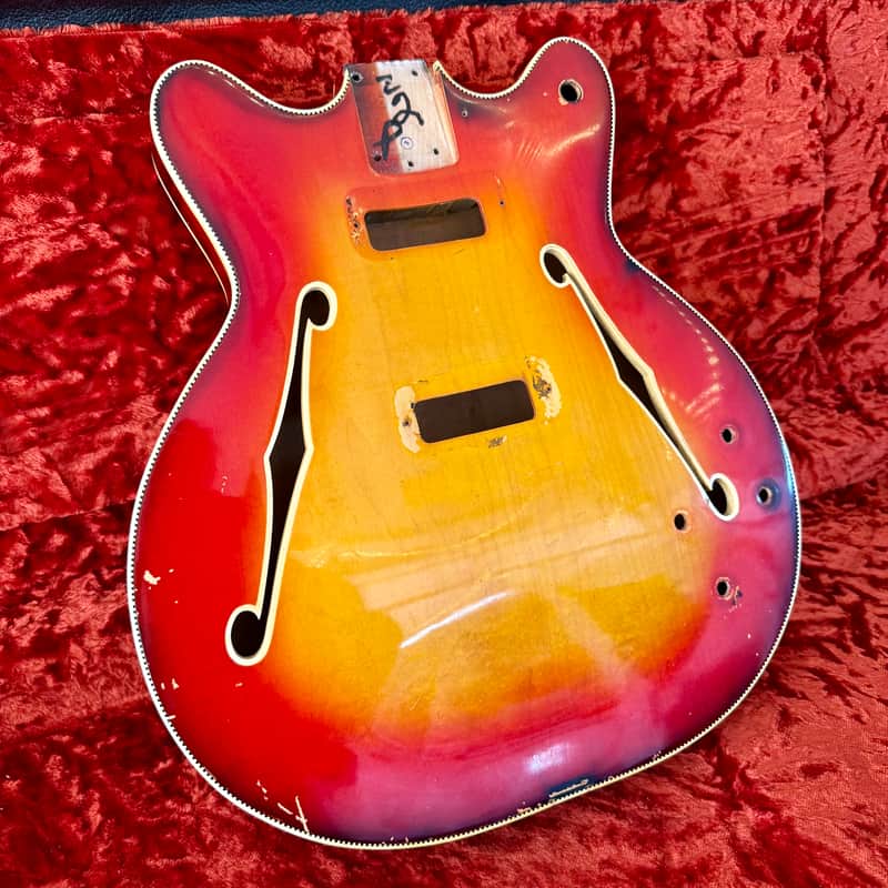 Fender Coronado II Guitar body 1966 - Sunburst checkerboard binding original vintage USA image 1