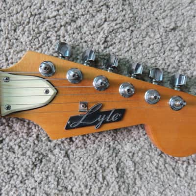 Vintage 1960s Lyle Guitar Aria Teisco Strat Offset Unique Alpine White Faded Rare Shape image 5
