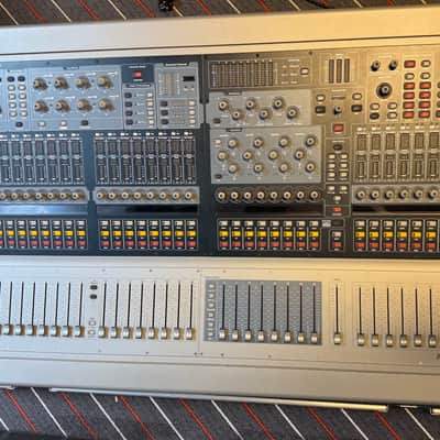 Avid Venue Profile - Awesome classic mixer image 2