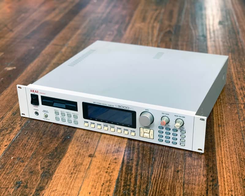 Akai S3000XL | Reverb