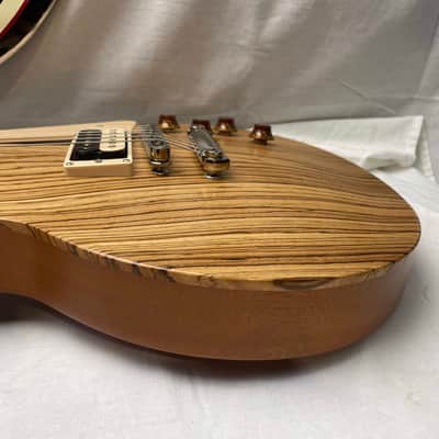 Gibson 2007 GotW Guitar Of The Week #19 Les Paul Classic Guitar Zebrawood with Case - Classic Antique image 13