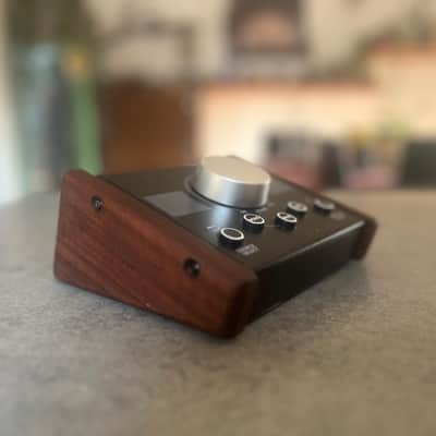 Mackie Big Knob Passive Walnut Cheeks image 6