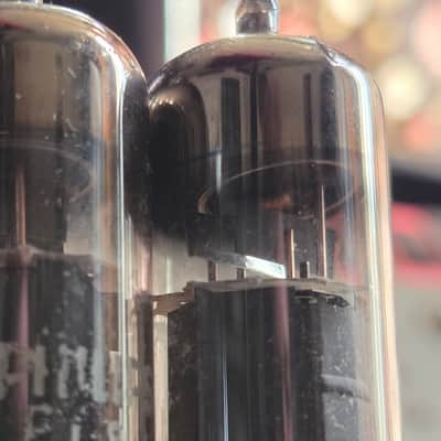 Mullard EL84 kM1 B — Perfect matched pair, NOS in boxes, 97% on AVO CT160 image 4