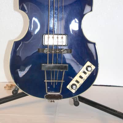 Hofner Contemporary Series Violin Bass Blue With Hard Shell Case image 2