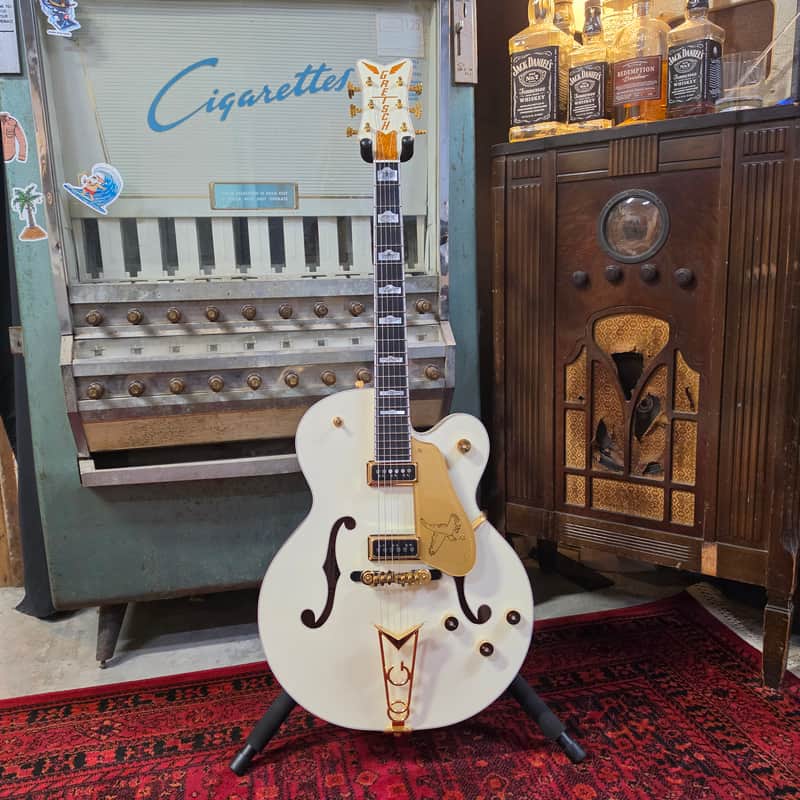 2023 Gretsch G6136-55 Vintage Select '55 Falcon  White Pearl Metallic