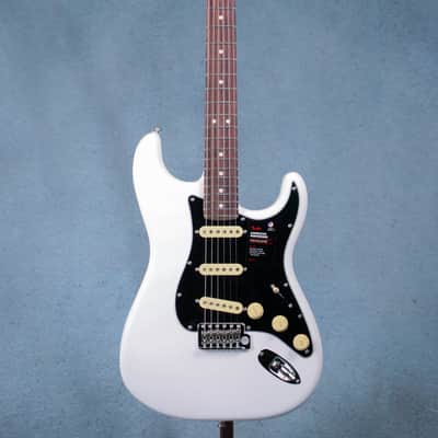 Fender American Performer Stratocaster Rosewood Fingerboard B-Stock - Arctic White - US240000060B - Clearance image 3