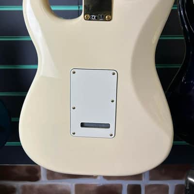 Fender Limited Edition Mahogany Blacktop Stratocaster HHH Olympic White 2020 image 13