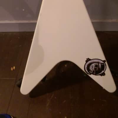 Tokai  Flying V   90s  Aged White image 4